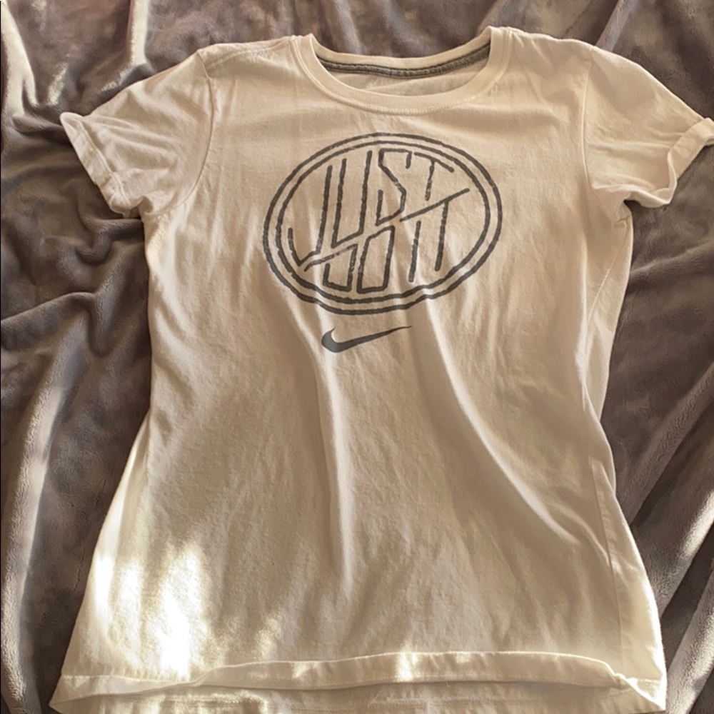 NIKE t-shirt